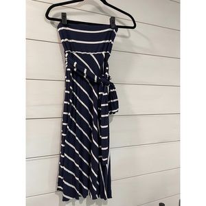 Elan blue and white striped dress. Size small.